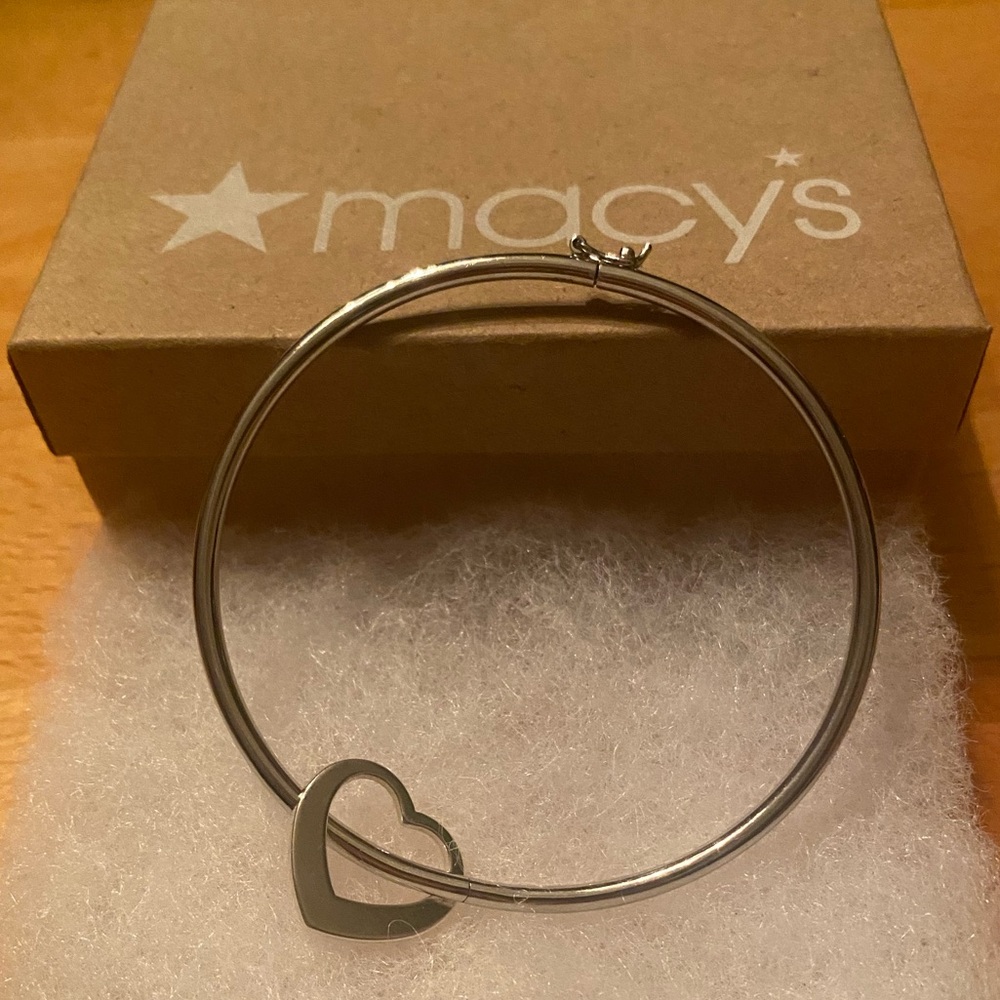 MYKA Sterling Silver Chelsea Bangle with Open Heart Charm- Sz 6.9”
